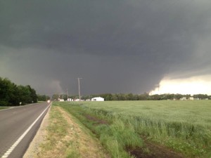 (Tornado west of Bennington May 28th 2013.)
