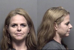 Simmons, Jaime Lyn -
Possession of hallucinogenic drug;
Use/possess w/intent to use drug paraphernalia into human body