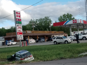 4-vehicle Riley Co. crash on Wednesday evening