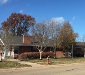 Photo by KHI News Service Florence Crittenton Services is a psychiatric residential treatment facility in Topeka that has 10 beds for young patients. A new policy from the Kansas Department for Aging and Disability Services will reduce “reserve day” payments to Florence Crittenton Services and 10 other facilities in Kansas that provide care for Kansas children with serious mental health needs.