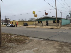 Police at the scene of a robbery at Horsemen's Headquarters Monday morning. (Photo by Terry Tebrugge/Salina Post)
